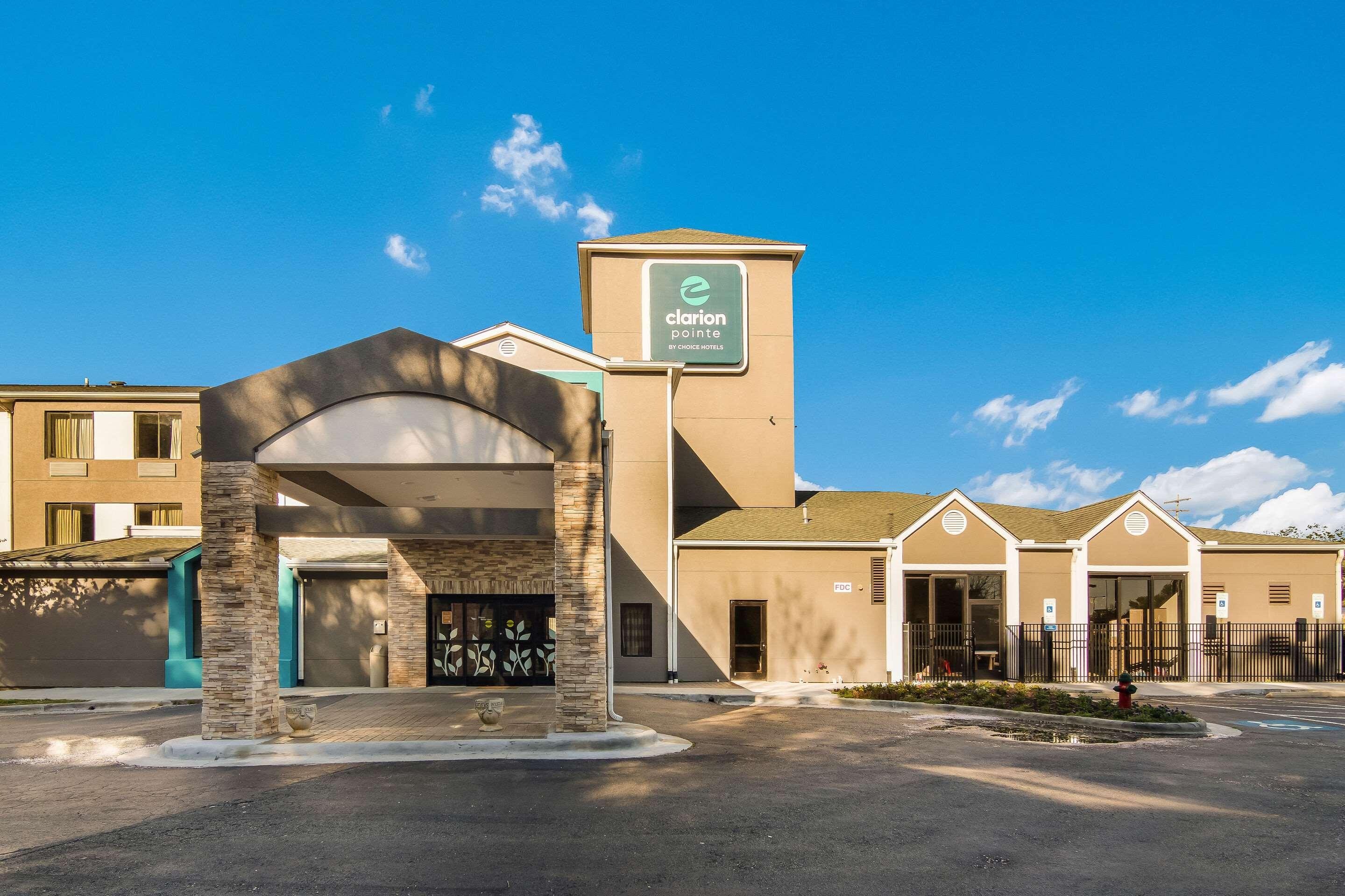Clarion Pointe Wake Forest - Raleigh North Exterior photo