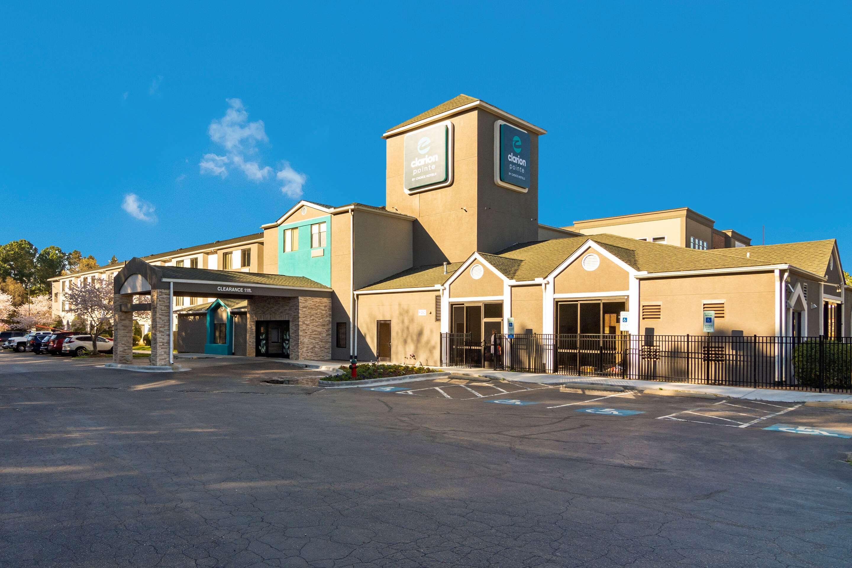 Clarion Pointe Wake Forest - Raleigh North Exterior photo